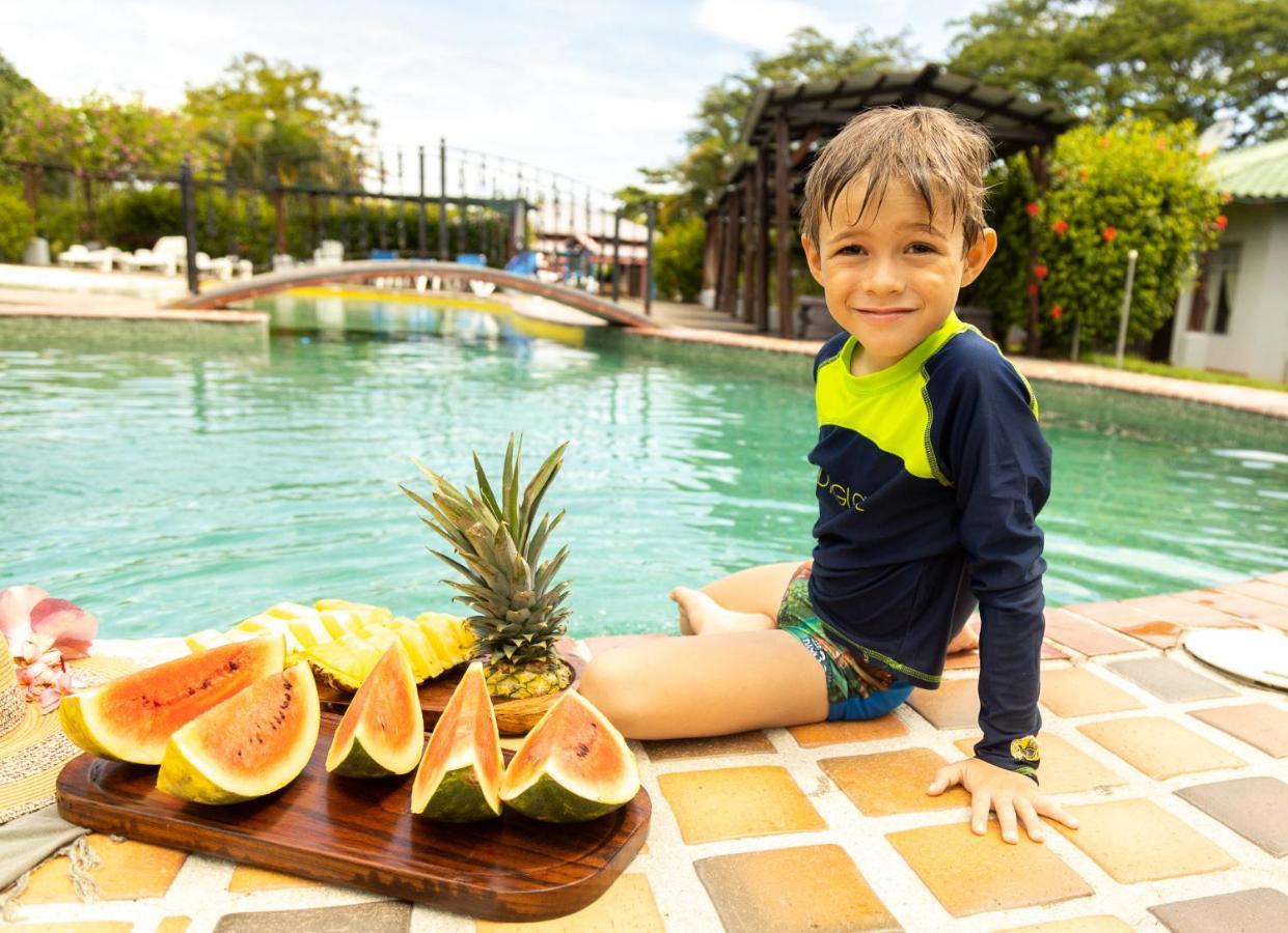 Hotel El Rancho เกโปส ภายนอก รูปภาพ