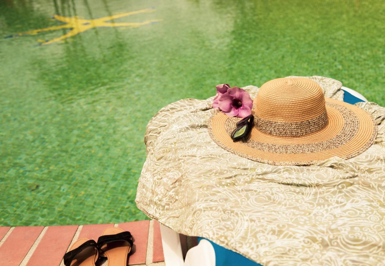 Hotel El Rancho เกโปส ภายนอก รูปภาพ