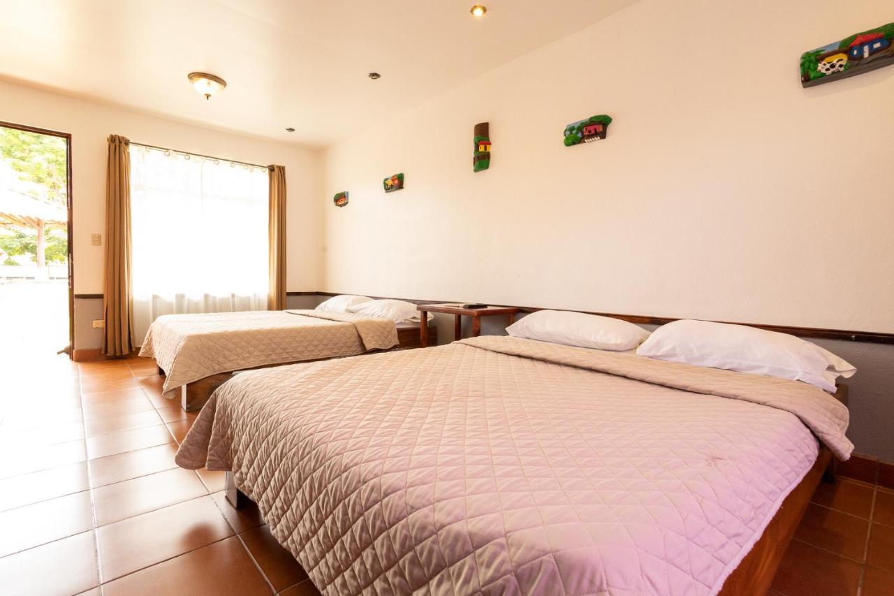 Hotel El Rancho เกโปส ภายนอก รูปภาพ