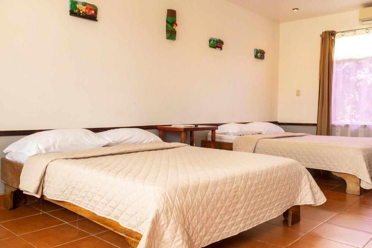 Hotel El Rancho เกโปส ภายนอก รูปภาพ